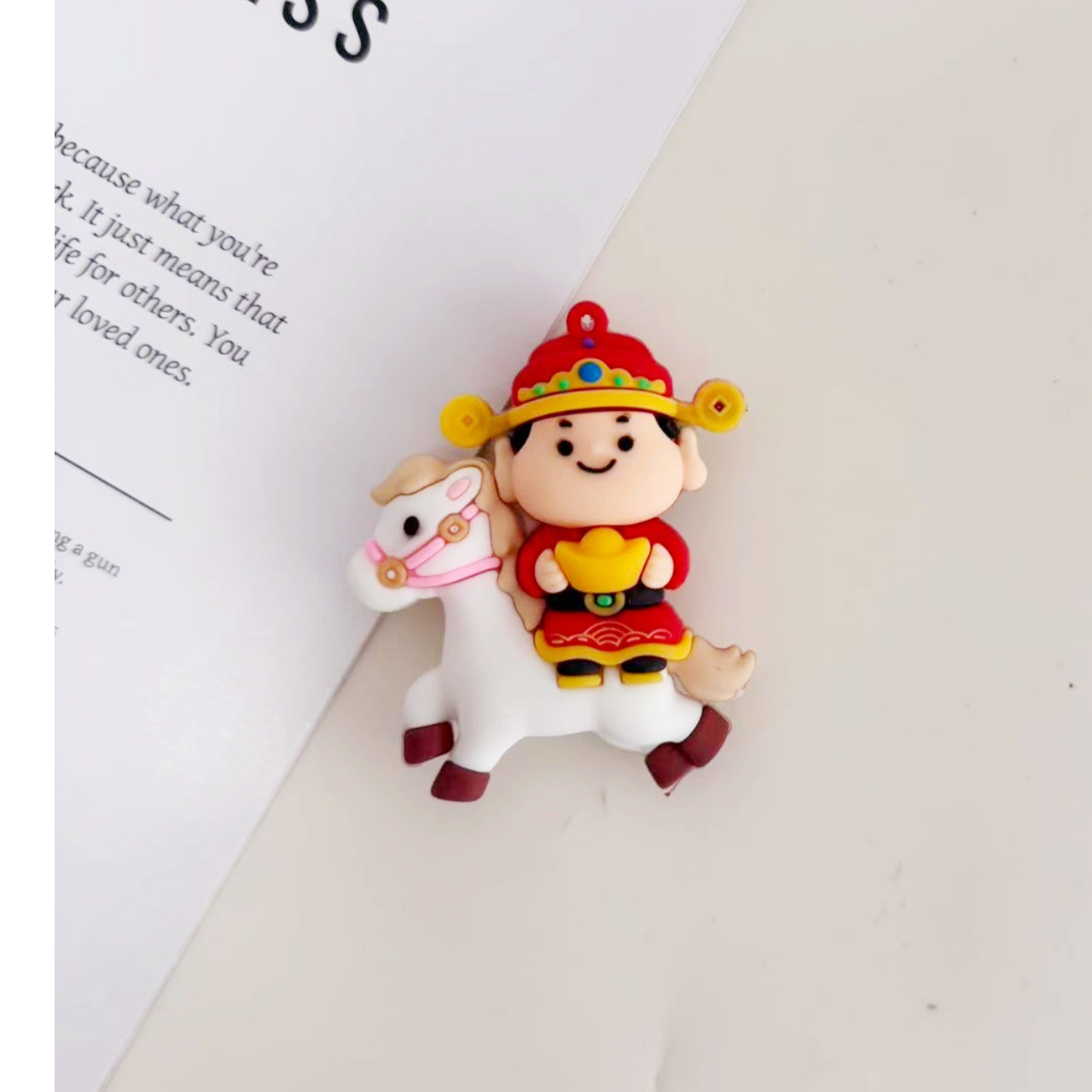 Nuevos dibujos animados de inmediato para gastar dinero en llaveros lindos muñecos colgantes colgantes llaveros pegamento suave bolsas colgantes al por mayor