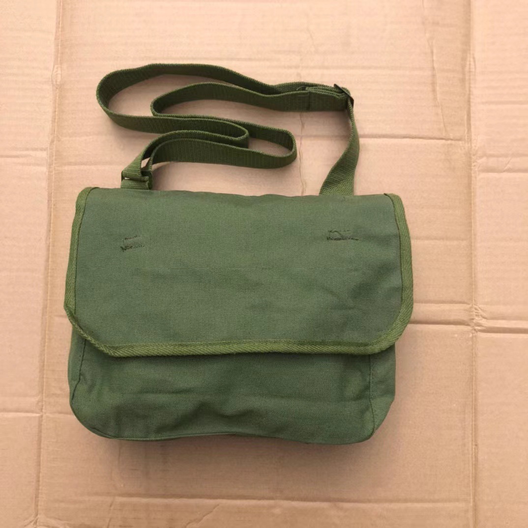 Military green vintage style canvas shoulder bag/crossbody bag/student training bag/office bag/yellow backpack/crossbody bag