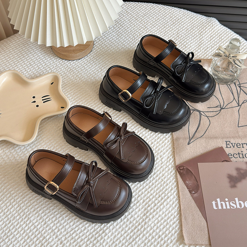 Niñas zapatos de cuero de estilo británico 2026 primavera y otoño nuevos zapatos de suela suave princesa marizhen para niños zapatos casuales de suela gruesa image 3