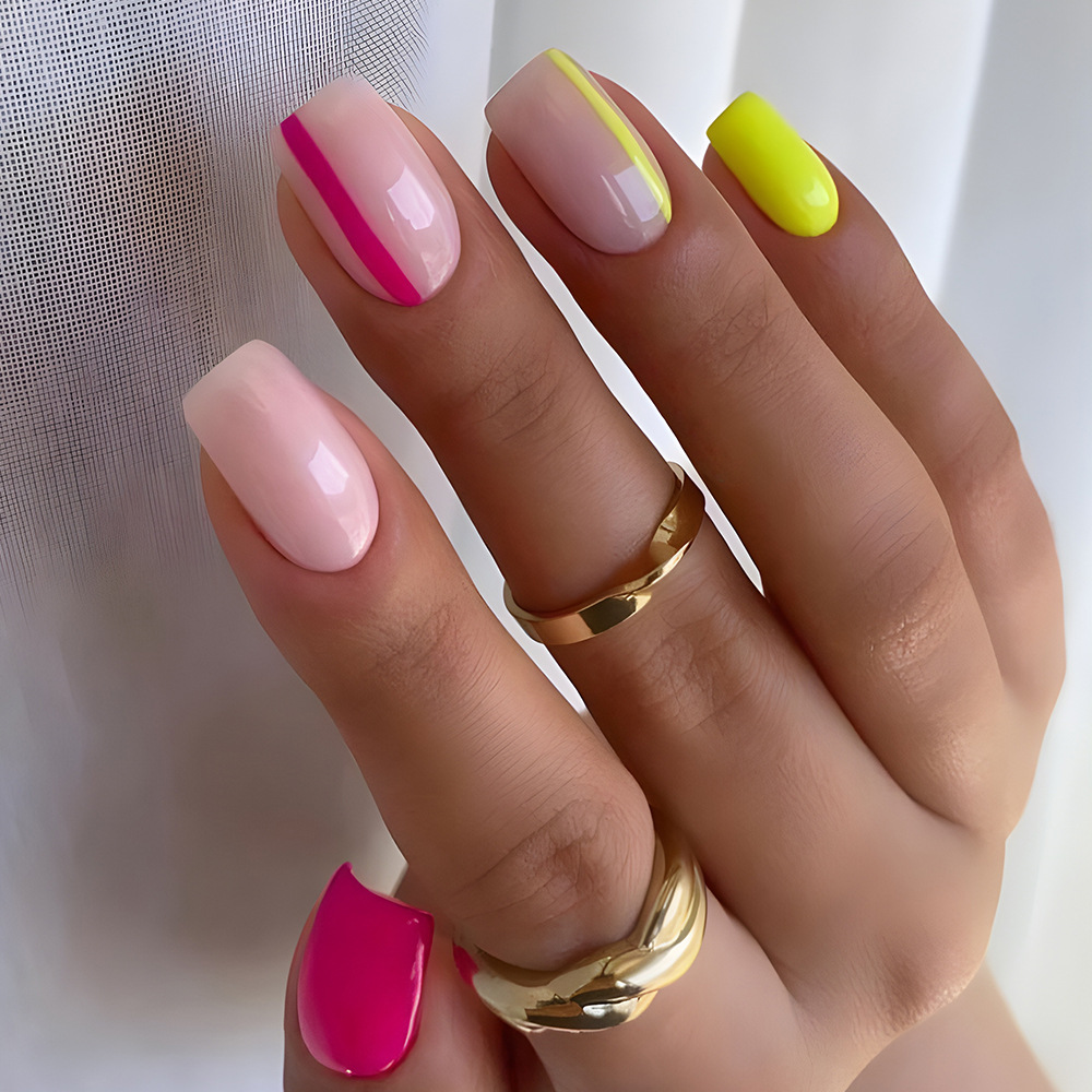 Simple ins estilo portátil parche de uñas Rosa línea roja fábrica de uñas falsas pieza de uñas producto terminado uñas al por mayor image 1