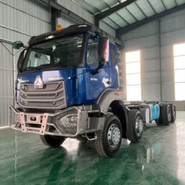 牵引车;货车;装载机械