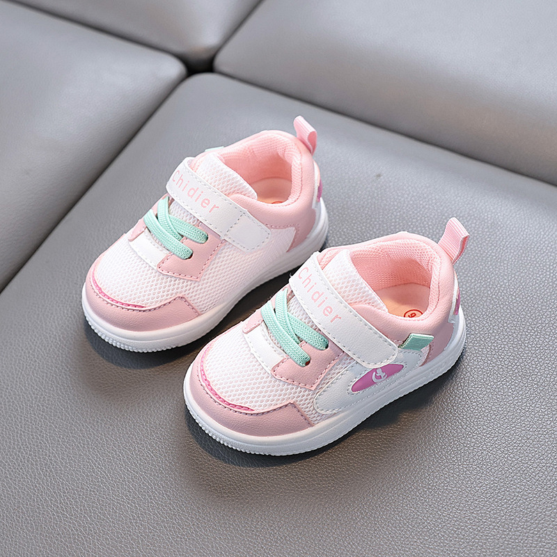 Zapatos para niños pequeños 2025 primavera nuevos zapatos de malla para niños y bebés zapatos para niñas para niños pequeños antideslizantes suela suave para el cabello