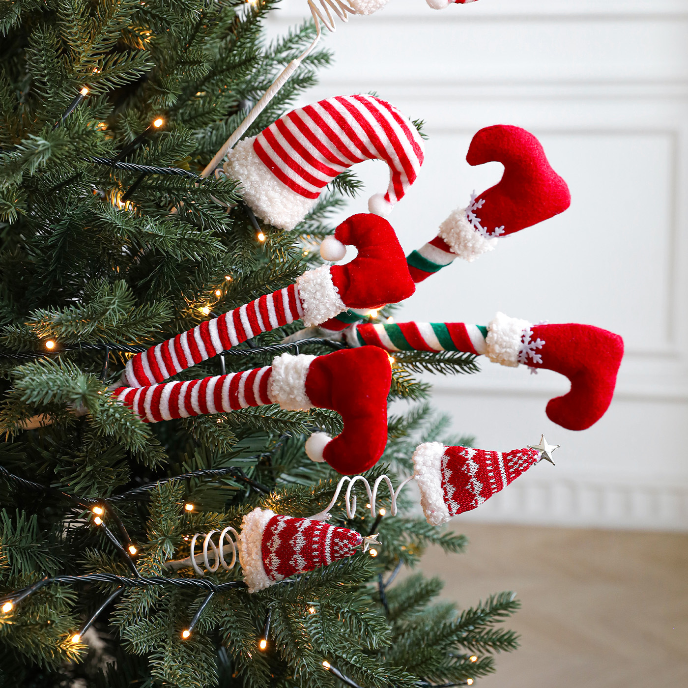 Navidad transfronteriza gancho botas sombreros juguetes de peluche primavera bobinado muñecas de plástico decoración de fiesta de Navidad