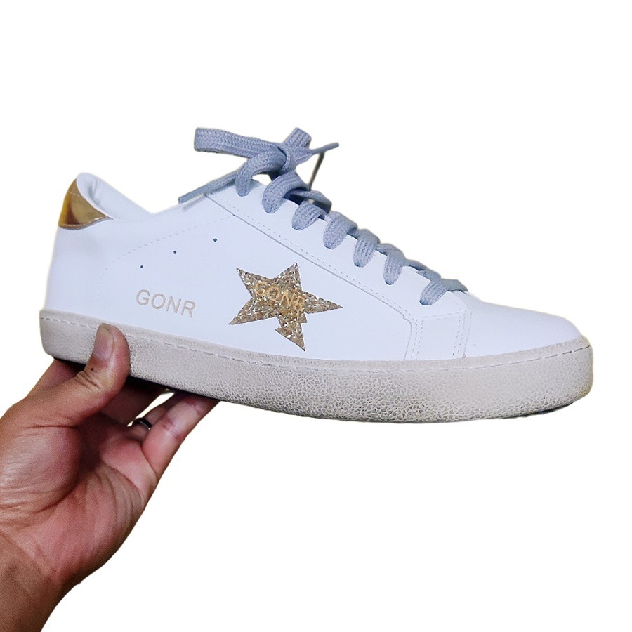 Plantillas desodorantes de cuero genuino, auténticos zapatos retro para parejas, estilo Harajuku, versátiles para fotografía callejera, diseño de estrella, talla grande 44, zapatos pequeños con efecto sucio, zapatillas blancas.