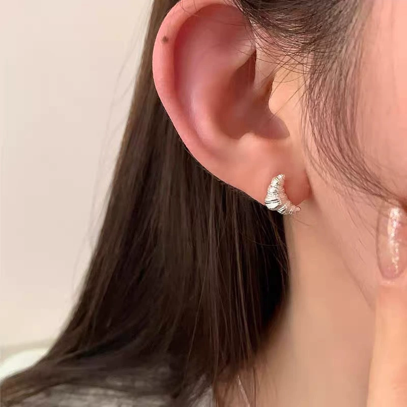 Серьги, ушные клипсы, стиль лёгкой роскоши, стиль высокого качества