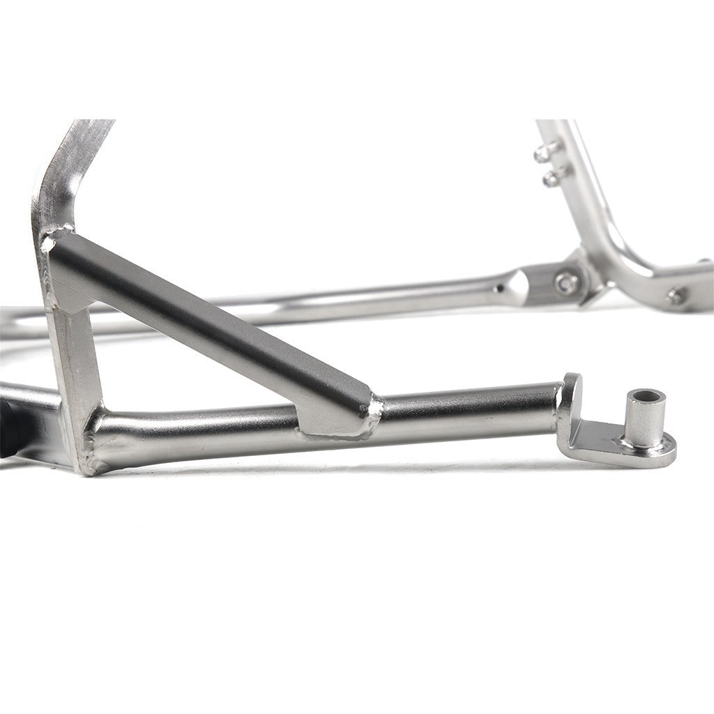 Adecuado para KTM790ADV/R/EVO caja lateral soporte motocicleta derecha ocultar Acero inoxidable liberación rápida engrosada caja lateral soporte