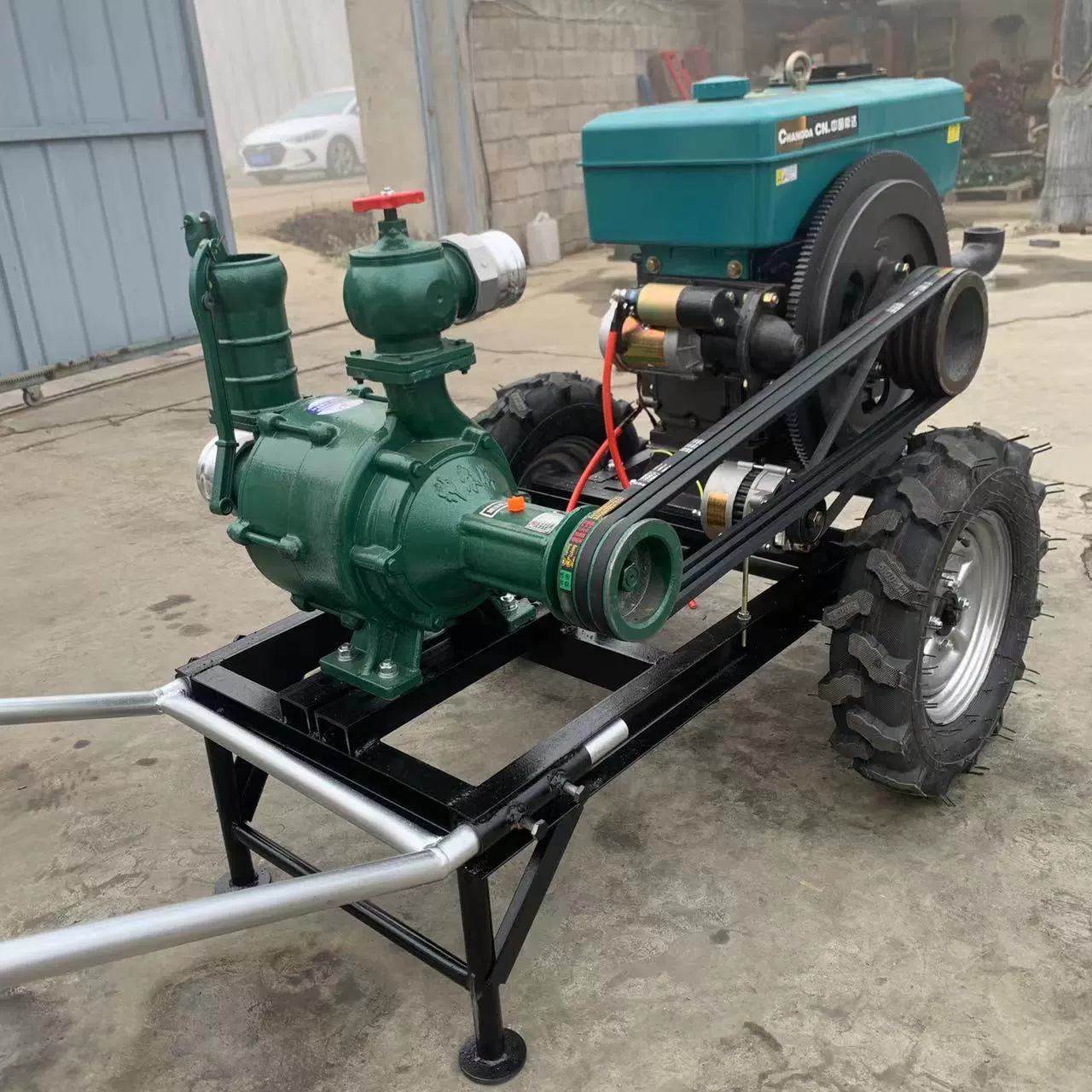 Четырехколесный насос высокого давления для орошения сельскохозяйственных угодий