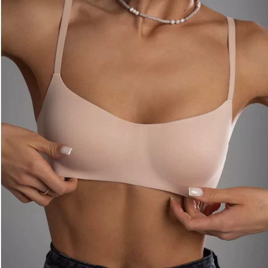 Seamless Wireless Bra, soft smooth fabric, no underwire — sizes S–2XL