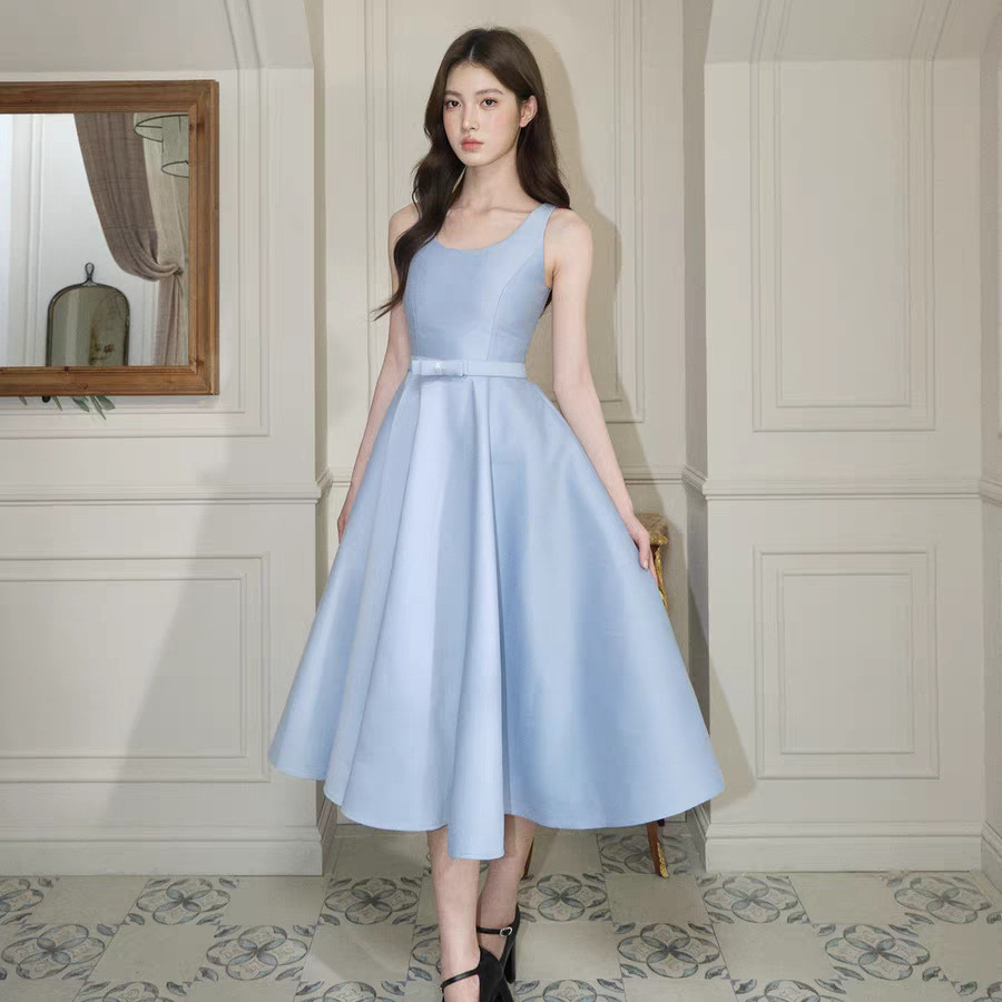 Amazon's New High-End French Waist Slimming Dress Can Be Worn Daily with Niche Simple Elegant Style