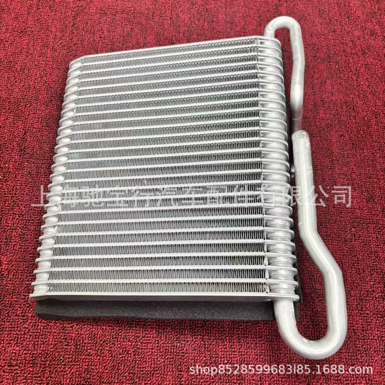 Suitable for Ferrari 458 488 evaporator box 83856800 83346500 82797700