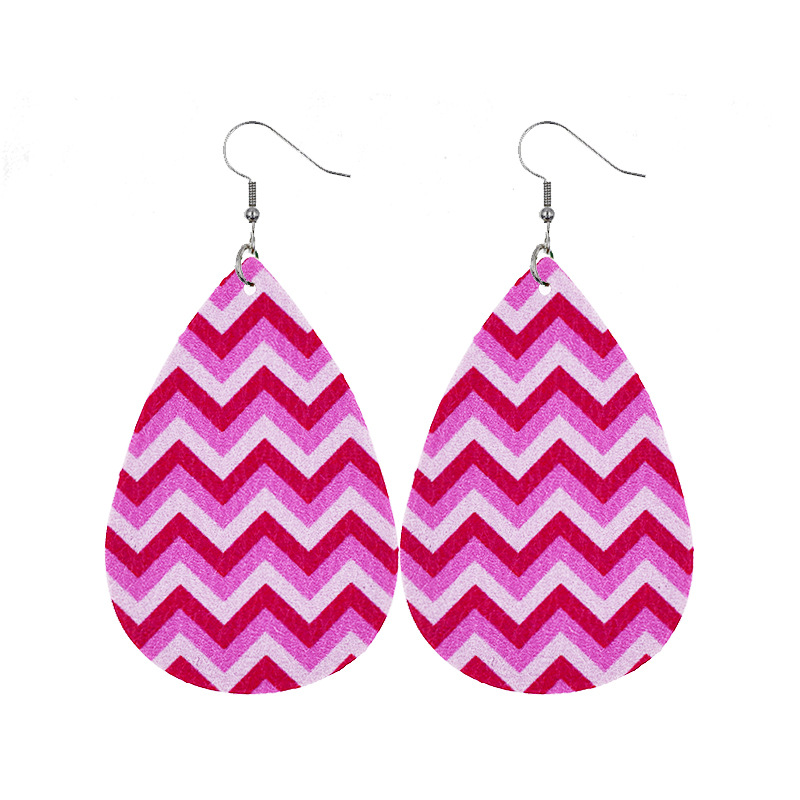 1 Pair Sweet Streetwear Heart Shape Pu Leather Drop Earrings display picture 8