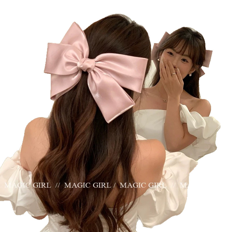 ピンクのサテンデザインの大きなリボンスプリングクリップヘアピンスーパー妖精韓国スタイルハーフタイヘアピンハイエンドヘアアクセサリー|undefined