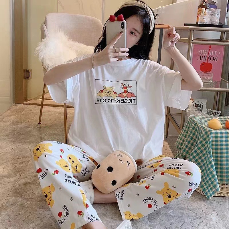 Pijamas de verano de manga corta para mujer, novedad 2025, conjunto de dibujos animados fino y moderno para primavera y otoño, ideal para usar en casa o como ropa exterior.