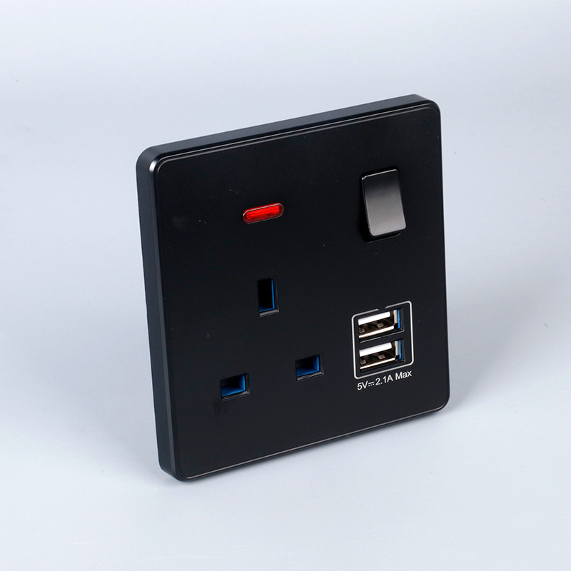 Estándar británico negro doble USB de Hong Kong 13a panel de zócalo USB de tres agujeros 146 interruptor eléctrico suministro directo transfronterizo