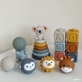 餐厨具玩具;戏水玩具;过家家玩具