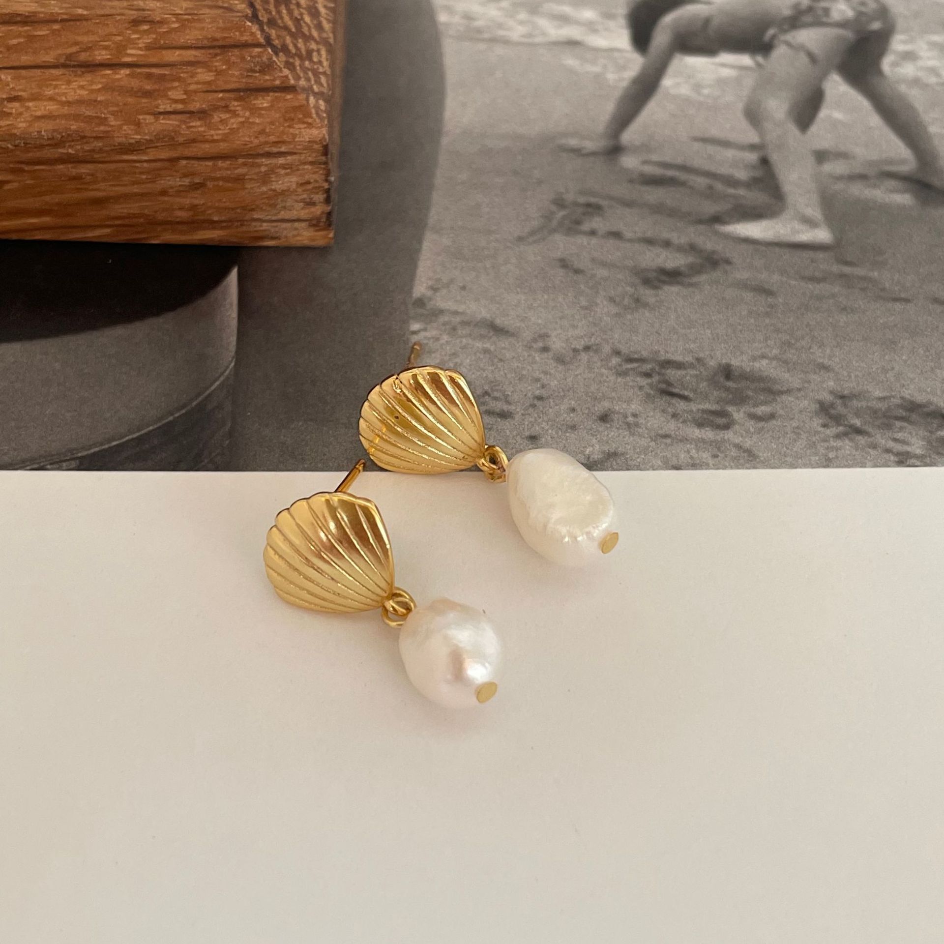 925 Sterling Silver Material 1 Pair 18K Gold Plated 925 Sterling Silver Shell Drop Earrings