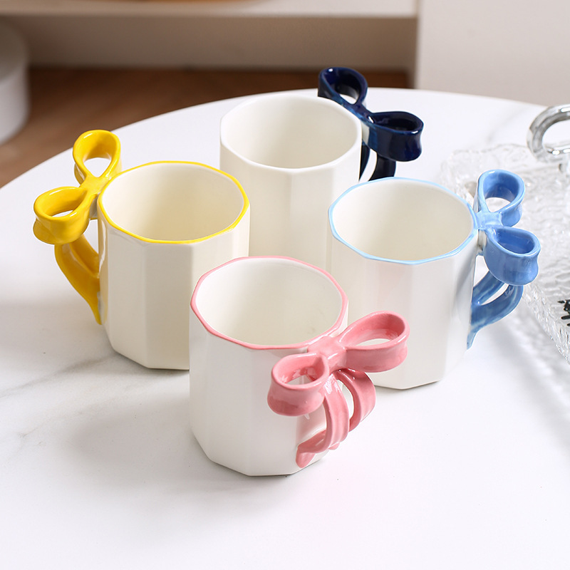Explosiones transfronterizas en arco tridimensional empuñadura de cerámica taza de agua de alto valor para niñas taza doméstica