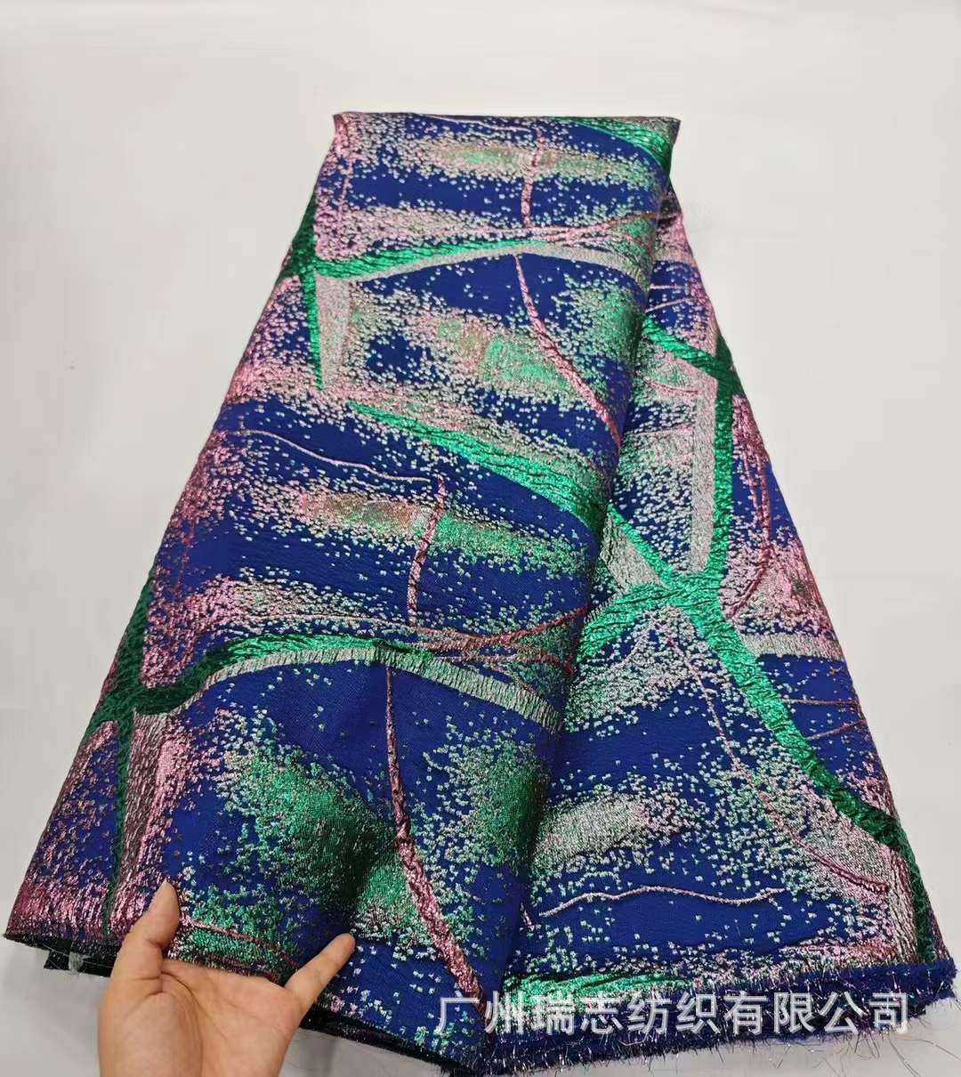 Patrón retro tela jacquard teñida en hilo Falda de mujer para banquete africano Vestido de novia Escenario Accesorios de vestuario Brocade