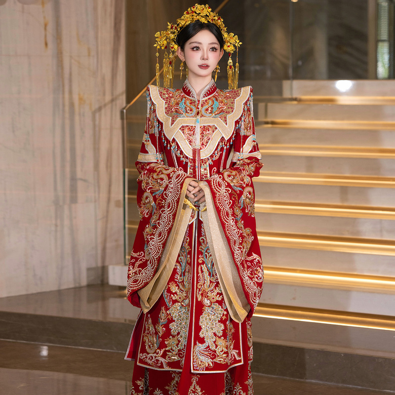 Hanfu Chinese-Style Wedding Attire, Xiuhe Dress, 2026 New Model Bridal Gown, Wedding Dress for the Bride, High-End Phoenix Crown and Veil, Improved Version Hanfu Chinese-Style Wedding Attire, Xiuhe Dress, 2026 New Model Bridal Gown, Wedding Dress for the Bride, High-End Phoenix Crown and Veil, Improved Version