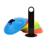 Увеличьте диск с логотипом с утолщенным футбольным цветом.