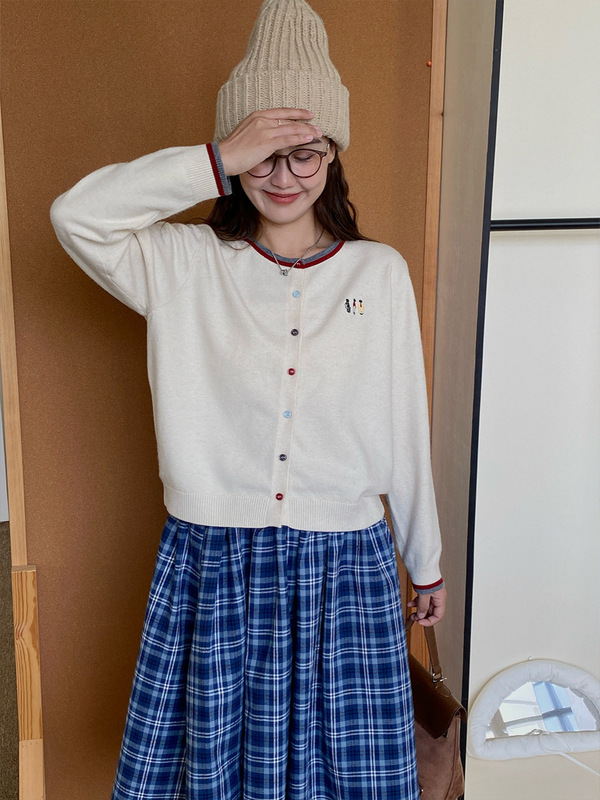 日系秋季甜美减龄撞色圆领针织衫宽松百搭休闲彩扣长袖开衫女ZEZ|undefined