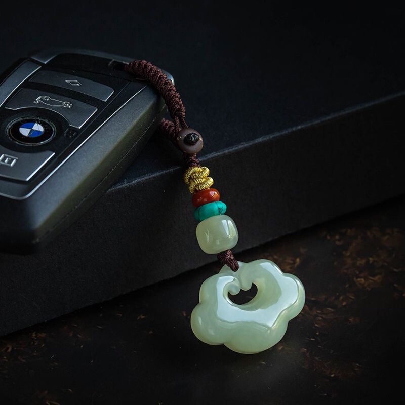 Natural Hetian Jade Xiangyun Car Keychain Jade Key Pendant Handmade Gift Jewelry Accessories