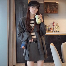 2025早秋新款高腰显瘦百搭灰色呢子裙裤复古气质小个子A字裙短裙