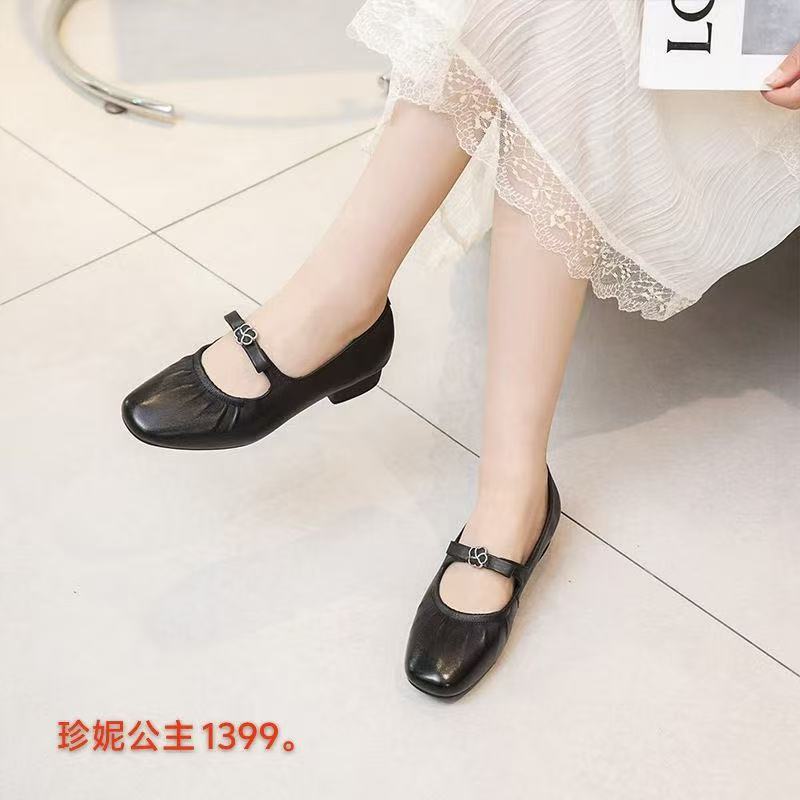 时尚跟鞋女2025夏季新品透气女鞋妈妈鞋日字扣