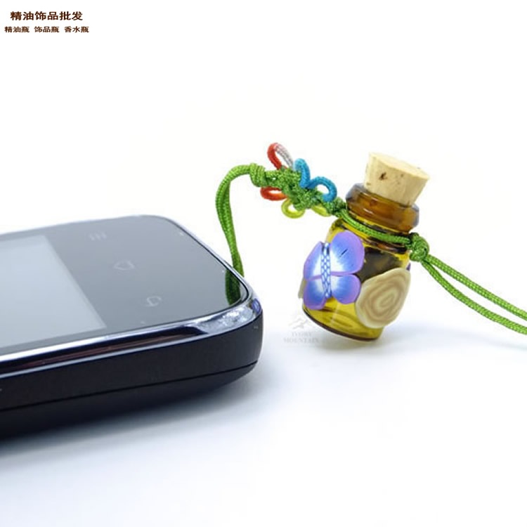 精油饰品网半软陶中国结手机链10.jpg