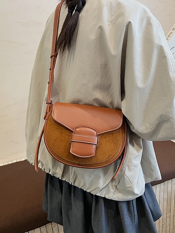 Bolsa de silla retro para mujeres 2025 nueva moda transfronteriza bolso de hombro de alta calidad lujoso ligero versátil bolso de mochila