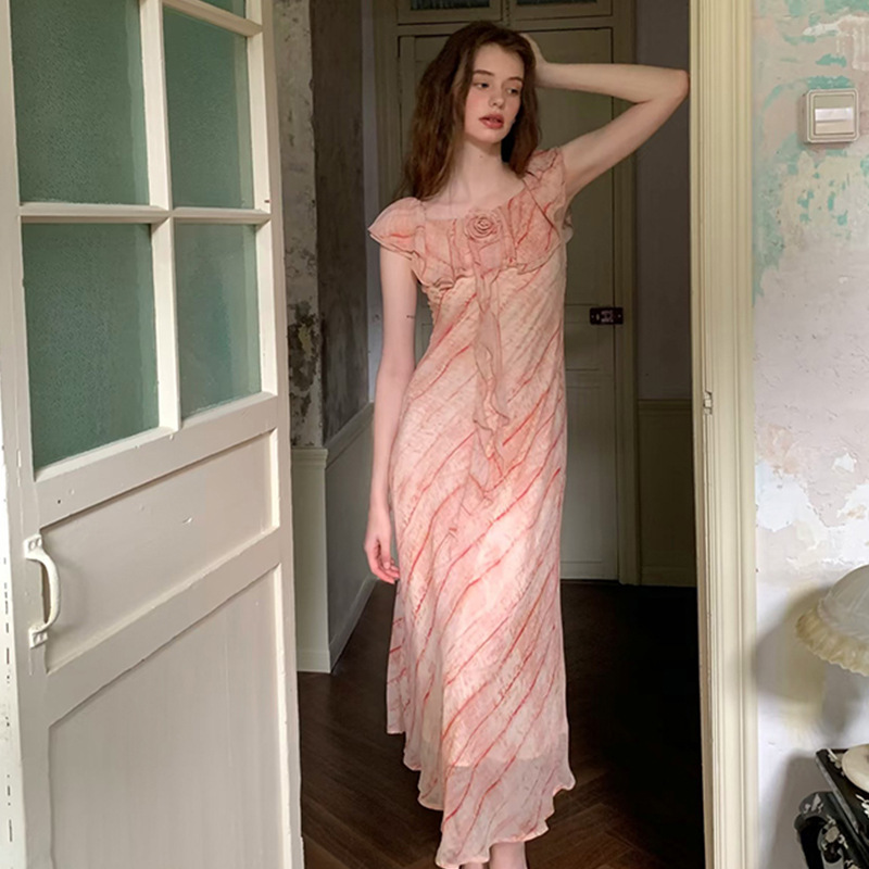 In-Stock 2026 New Summer Korean Style Elegant Pure Desire Slimming Waist Design Pink Dress Gentle Long Dress for Women