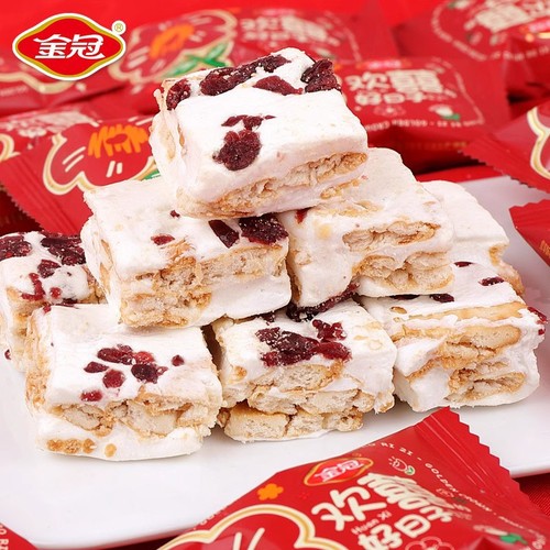 Gold Crown Cranberry Flavored Snowflake Crisp Wholesale Cowgirl Candy Wedding Gift Happy Candy Leisure Snack