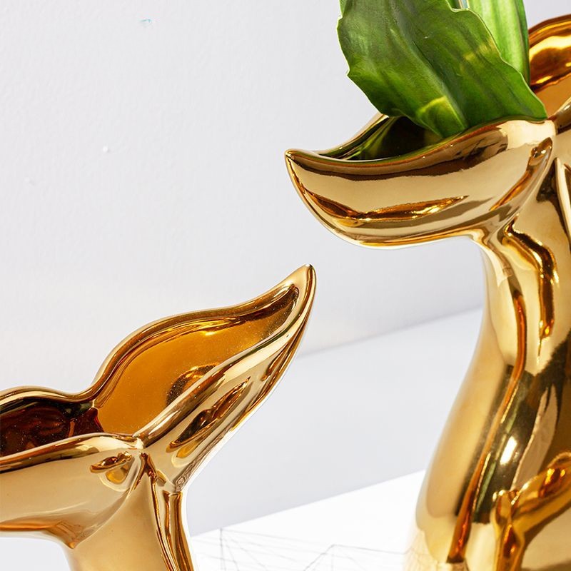 Artesanía de cerámica ballena oro cola simple nórdico Home Hotel Sala decoración TV gabinete suave