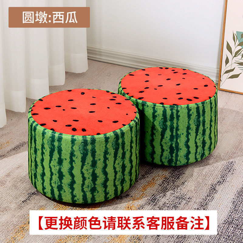Taburete pequeño sofá de tela doméstico, sala de estar para cambiar de zapatos, taburete pequeño creativo, taburete bajo, red corta.