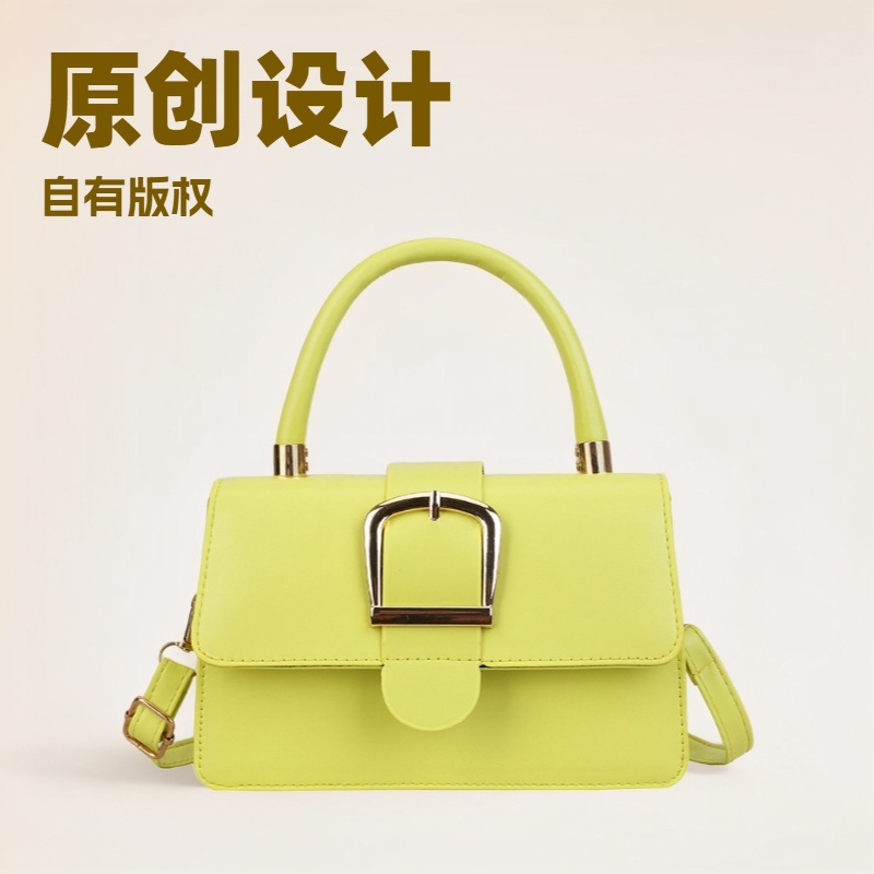 原创设计自有版权盗版必究时尚手提包单肩女包质感斜挎百搭小方包