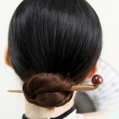新中国式趣味創意復古檀木かんざしかわいい個性的なデザイン感があります。