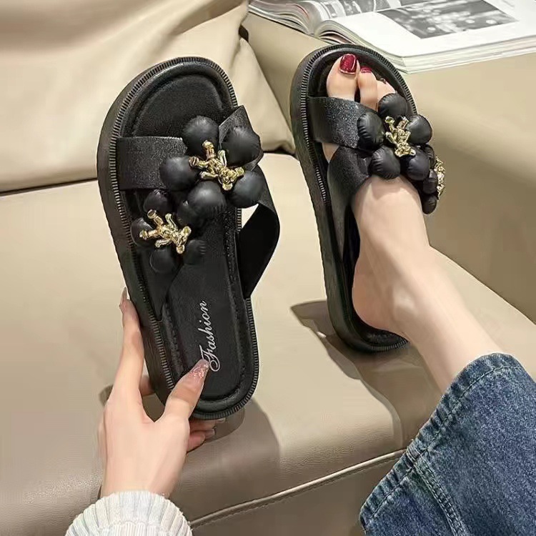 블랙-더블 베어 플라워
