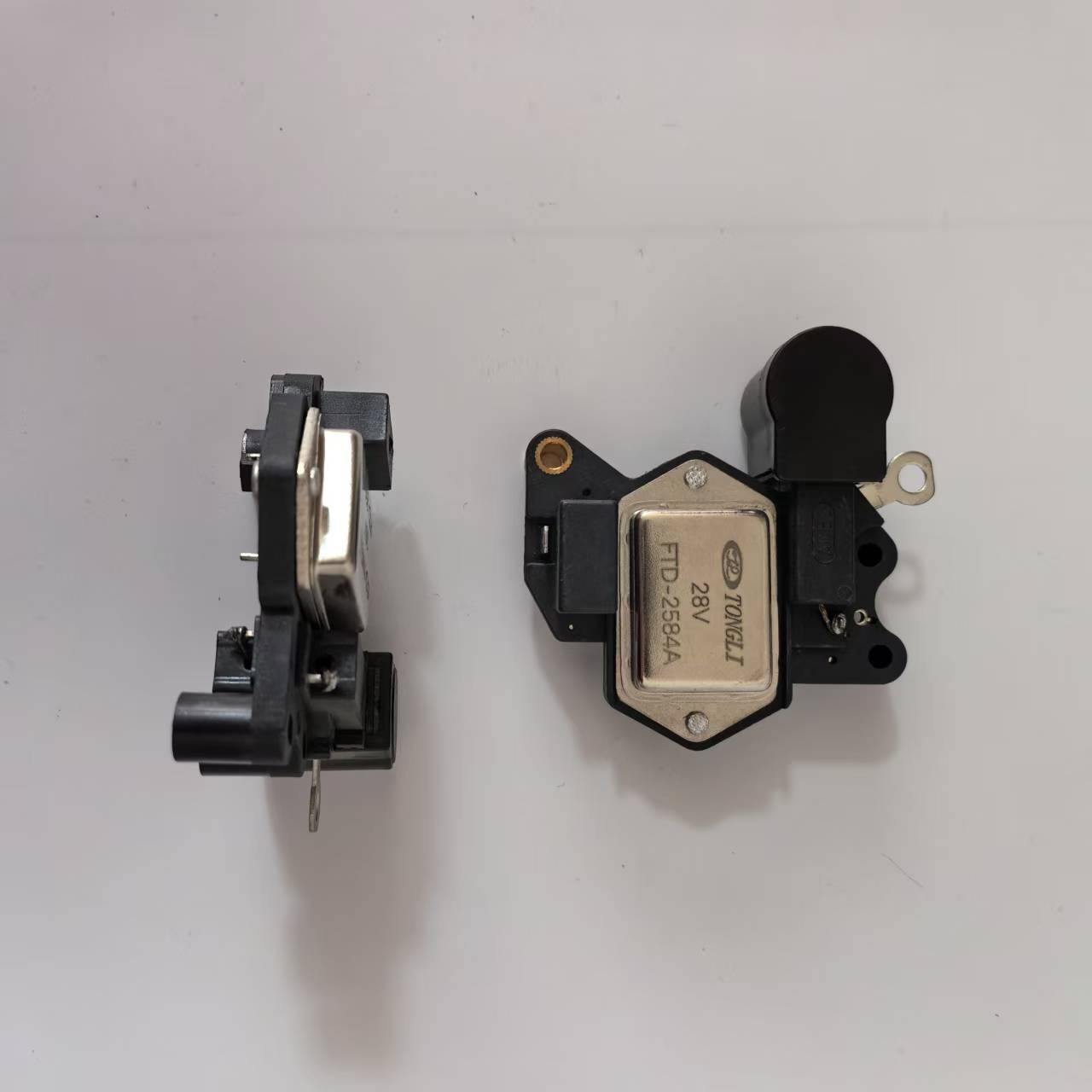 Vc1 Regulator Is Suitable for Aobo Generator Howo A7 Heavy Truck Engine Auto Parts with High Compatibility