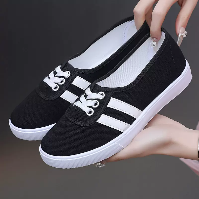 网红爆款帆布鞋女春夏季透气老北京布鞋妈妈学生休闲运动小白鞋女