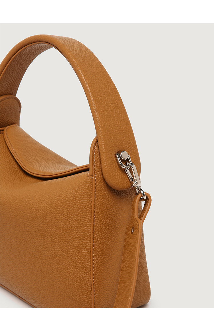  Women's Bags Large Capacity Soft Cigarette Case Bag 2023 New Solid Color Casual Pillow Bag Khaki Commuter Hand Crossbody Bag_voghion.com