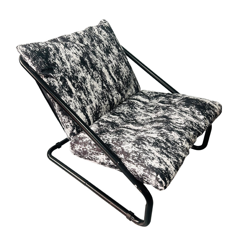 블랙 그래피티 매트