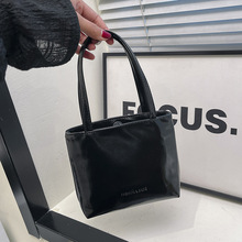 2025�¿���ֵŮ���r�к��s�������ˮͰ��С���߼��Іμ�б���