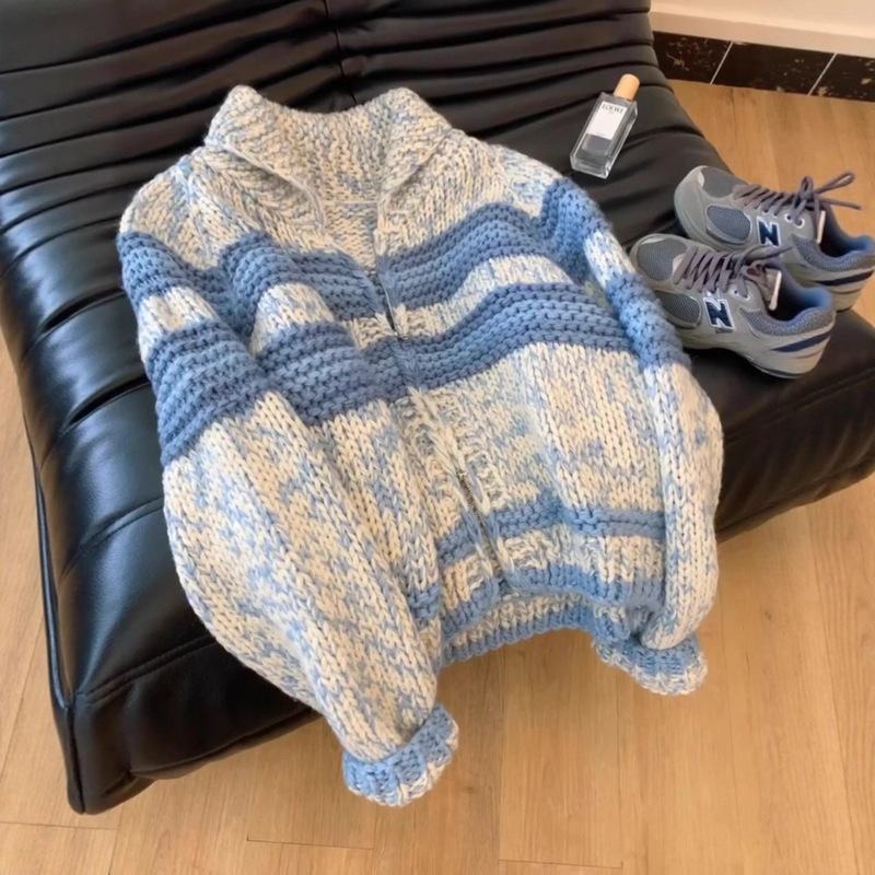 Korean Style Lazy Style Beautiful Blue Stripesd Lapel Thick Knitted Sweater Jacket Autumn and Winter Women's New Fashion Top Trend Korean Style Lazy Style Beautiful Blue Stripesd Lapel Thick Knitted Sweater Jacket Autumn and Winter Women's New Fashion Top Trend