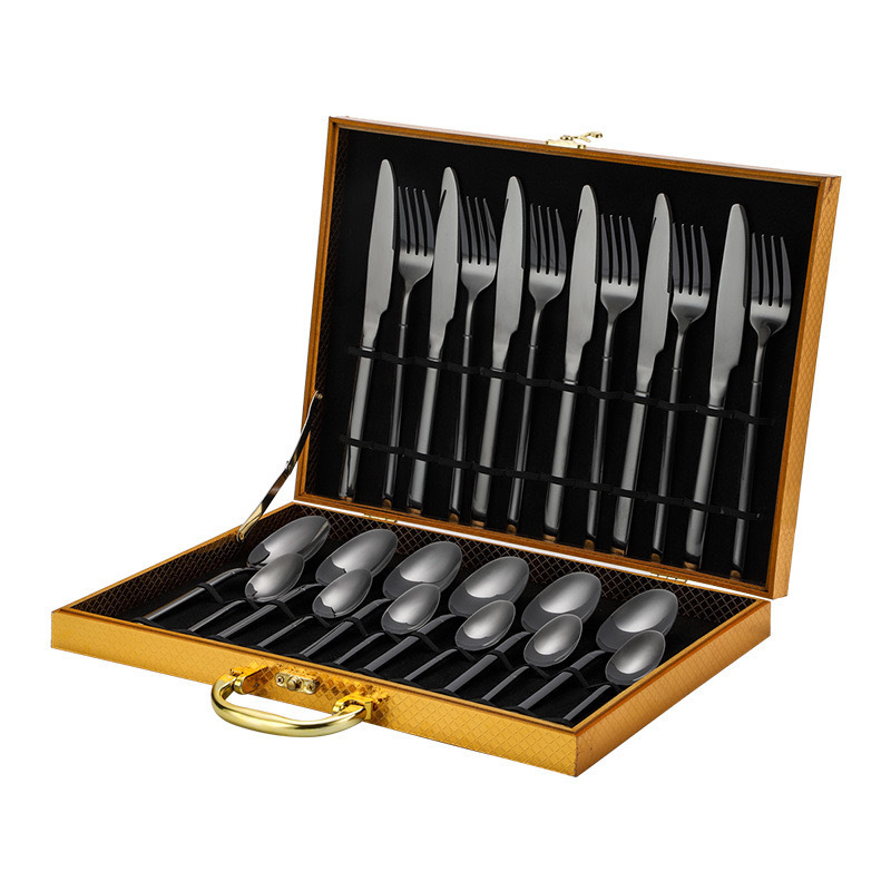 Vajilla de caballero de acero inoxidable de Amazon transfronterizo, bistec occidental, cuchillo, tenedor, cuchara, cuchara de postre, juego de caja de regalo de 24 piezas