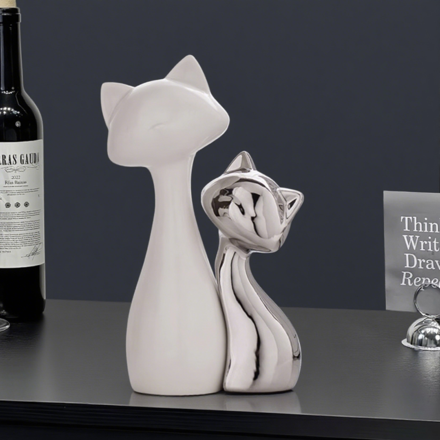 Creative Cat Ornaments, Niche Light Luxury Living Room Display, Wine Tv Entrance Decoration