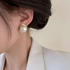 Fashionable sexy advanced earrings from pearl, french style, light luxury style