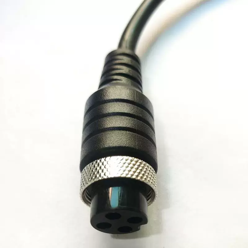一拖二坐垫电源线（副线）M12-4P航空公头对SR长20CM尾留40.5CM黑