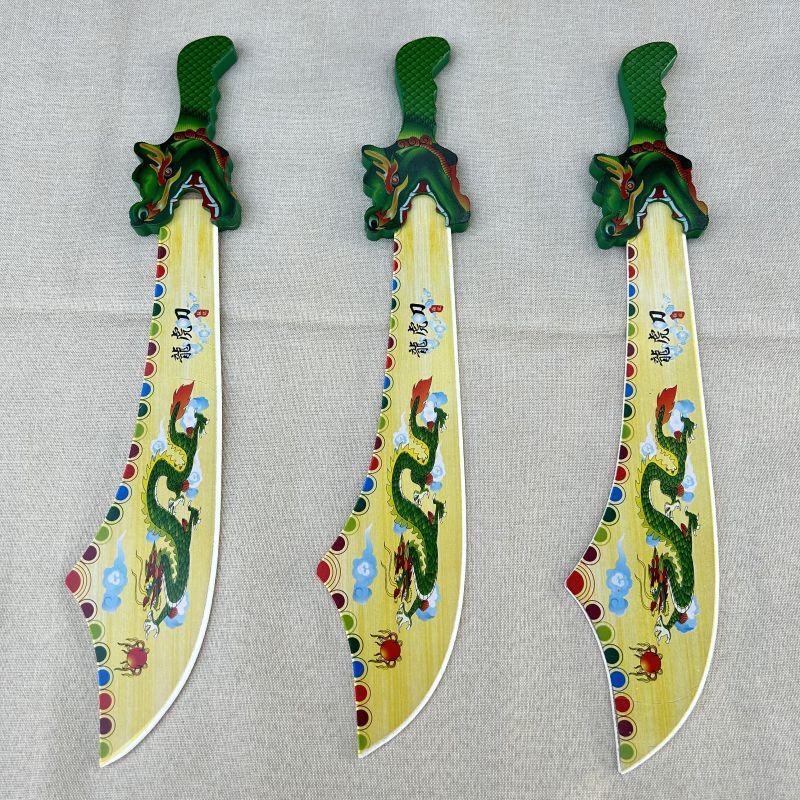 兒童舞台表演道具廠家批發 木質玩具刀 新款彩色龍虎木質刀工藝品