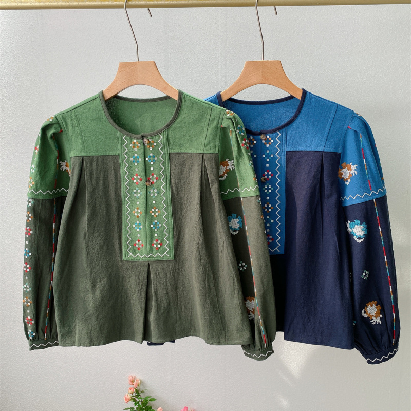 Paris Niche 2-Color Exquisite Floral Cross-Stitch Embroidered Shirt for Women, Vintage Round Neck Loose Puff Long-Sleeve Top for Autumn
