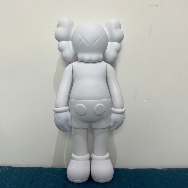 Kawsゴマ街公仔客間高級贅沢ファッション暴力熊のテーブルの置物手でアニメの家庭プレゼントをします。|undefined